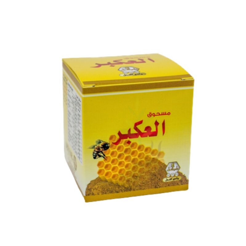 مسحوق العكبر من وادي النحل – 15 جرام الوصف الكامل: مسحوق العكبر (البروبوليس) من وادي النحل هو منتج طبيعي عالي الجودة مُستخلص من المواد الراتنجية التي يجمعها النحل من النباتات. يُعد العكبر من أشهر المكونات الطبيعية المعروفة بفوائدها الصحية والعلاجية المتعددة، حيث يحتوي على خصائص مضادة للالتهابات والبكتيريا والفطريات، ما يجعله حلاً طبيعيًا لتعزيز الصحة العامة وتقوية المناعة. يتميز هذا المسحوق بتركيبته النقية والمركزة التي تجعله خيارًا مثاليًا لدعم الجسم وتحسين وظائفه الحيوية. يمكن استخدامه لتعزيز صحة الجهاز التنفسي والهضمي، بالإضافة إلى تقوية الجلد وعلاج الجروح الطفيفة. يُمكن تناوله عن طريق الفم، أو خلطه مع المشروبات والعصائر، أو استخدامه موضعيًا حسب الحاجة. الفوائد الصحية: تعزيز المناعة: يحتوي على مضادات أكسدة قوية تساهم في تقوية جهاز المناعة. محاربة الالتهابات: يساعد في تخفيف التهابات الحلق والجهاز التنفسي بفضل خصائصه المضادة للبكتيريا والفيروسات. دعم صحة الجهاز الهضمي: يُساهم في تهدئة المعدة وتحسين الهضم. عناية بالبشرة والجروح: يُمكن استخدامه موضعيًا لعلاج الجروح، حيث يُسرع عملية الشفاء ويمنع العدوى. تحسين الصحة العامة: يحتوي على فيتامينات ومعادن ومركبات طبيعية تعزز النشاط والحيوية. طريقة الاستخدام: للاستخدام الداخلي: أضف كمية صغيرة من المسحوق (نصف ملعقة صغيرة) إلى الماء الدافئ، أو الشاي، أو العصير، وتناوله يوميًا حسب الحاجة. للاستخدام الموضعي: اخلط كمية مناسبة مع زيت الزيتون أو العسل، وضعه على المناطق المصابة أو الجروح. مميزات المنتج: منتج طبيعي 100% وخالٍ من المواد الحافظة أو الإضافات الصناعية. تركيبة نقية توفر فوائد علاجية متعددة. سهل الاستخدام ومتعدد الطرق. مميزات الشراء من متجر التين: منتجات أصلية مُختارة بعناية لضمان الجودة. توصيل سريع إلى شمال الرياض. أسعار تنافسية وخدمة عملاء متميزة. حافظ على صحتك ونشاطك الطبيعي مع مسحوق العكبر من وادي النحل – الحل المثالي لتعزيز مناعتك ودعم صحة جسمك بأسلوب طبيعي وآمن.