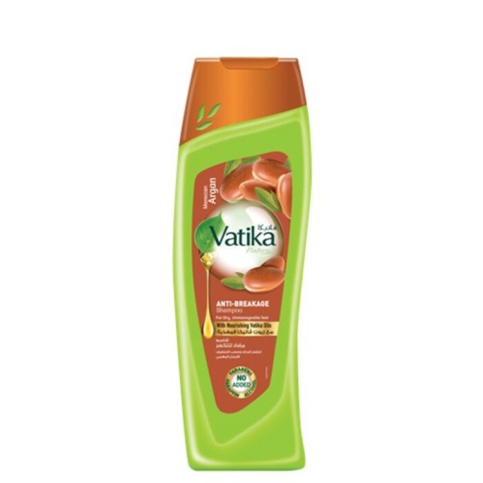 شامبو فاتيكا أورجانون - 400 مل Vatika Organon Shampoo هو شامبو طبيعي صُمم للعناية المتكاملة بالشعر باستخدام مزيج من المكونات الطبيعية، ليمنح شعرك القوة والتغذية واللمعان. وصف المنتج: العلامة التجارية: فاتيكا (Vatika). الحجم: 400 مل. المكونات الرئيسية: تركيبة طبيعية مستخلصة من الأعشاب والزيوت النباتية. النوع: شامبو للعناية المتكاملة بالشعر. الاستخدام: تغذية وتنظيف الشعر بعمق مع تعزيز صحته ولمعانه. المميزات: تركيبة طبيعية: غني بالمستخلصات النباتية التي تغذي الشعر وفروة الرأس. تنظيف لطيف: ينظف الشعر بفعالية دون تجفيفه أو التسبب في أضرار. تغذية وتقوية: يعزز صحة الشعر من الجذور وحتى الأطراف. مناسب للاستخدام اليومي: يلائم جميع أنواع الشعر ويمنحه عناية لطيفة ومتكاملة. رائحة منعشة: يترك الشعر برائحة خفيفة وطبيعية. الفوائد: يعزز صحة الشعر ويقلل من مشاكل التلف والتقصف. يجعل الشعر أكثر قوة ولمعانًا. يوفر تنظيفًا عميقًا مع الحفاظ على ترطيب الشعر. طريقة الاستخدام: بللي شعرك بالماء. ضعي كمية مناسبة من الشامبو على فروة الرأس والشعر. دلكي بلطف بأطراف الأصابع لتكوين رغوة. اشطفي الشعر جيدًا بالماء الفاتر. استخدميه بانتظام للحصول على أفضل النتائج. المناسب لـ: جميع أنواع الشعر. الأشخاص الباحثين عن شامبو طبيعي يغذي الشعر وينظفه بعمق. شامبو فاتيكا أورجانون - 400 مل يمنحك تجربة فريدة للعناية بشعرك، باستخدام تركيبة طبيعية آمنة وصحية. 🌿✨