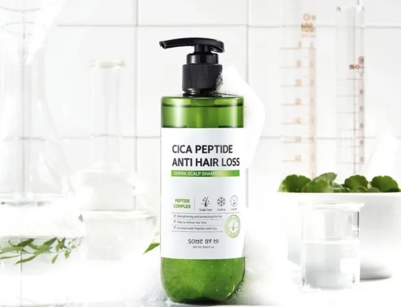 ⁦🧴 شامبو سيكا ببتيد ديرما لفروة الرأس من سوم باي مي – 285 مل  Some By Mi Cica Peptide Anti Hair Loss Derma Scalp Shampoo – 285ml⁩ - الصورة ⁦2⁩
