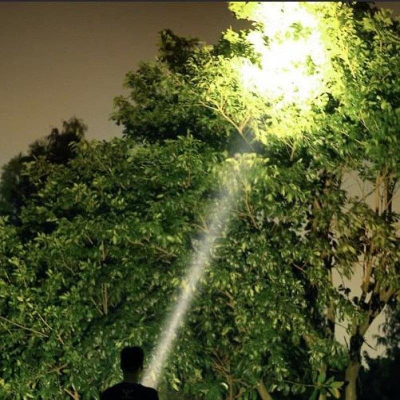 Super powerful charging spotlight - Image 2